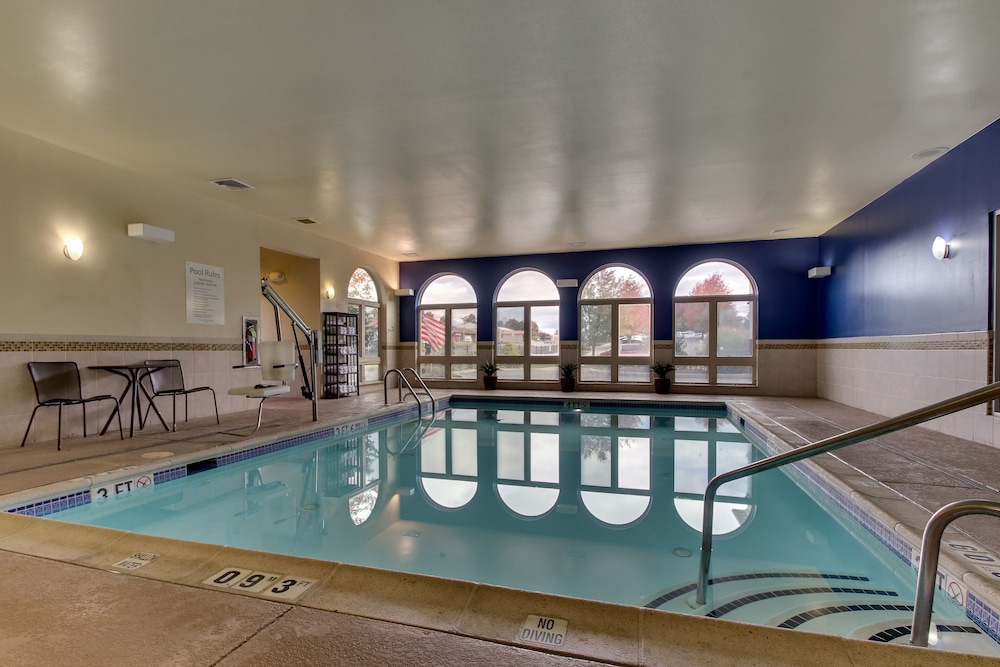 holiday inn express and suites allentown west by ihg