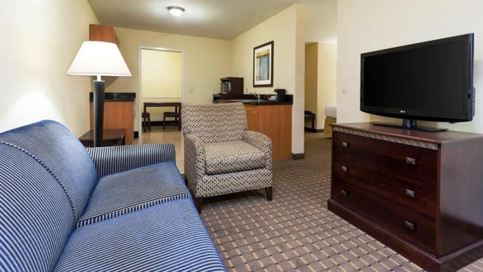 holiday inn express and suites allentown west by ihg