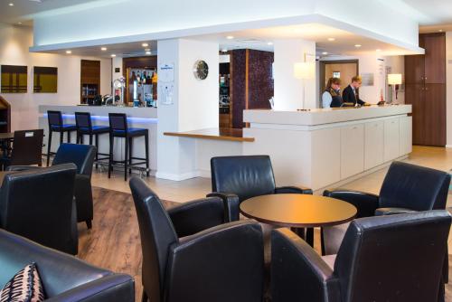 holiday inn express lincoln city centre by ihg
