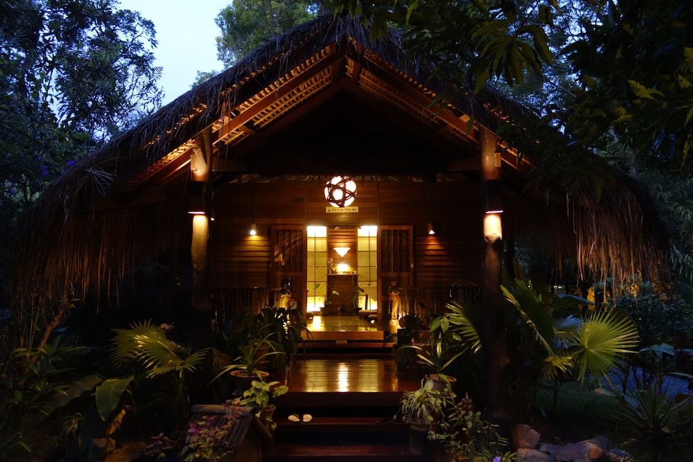 inle lake view resort and spa