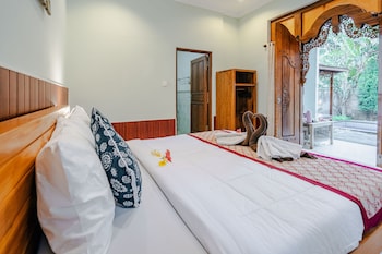 sebudjan grand aurora ubud