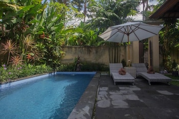 sebudjan grand aurora ubud
