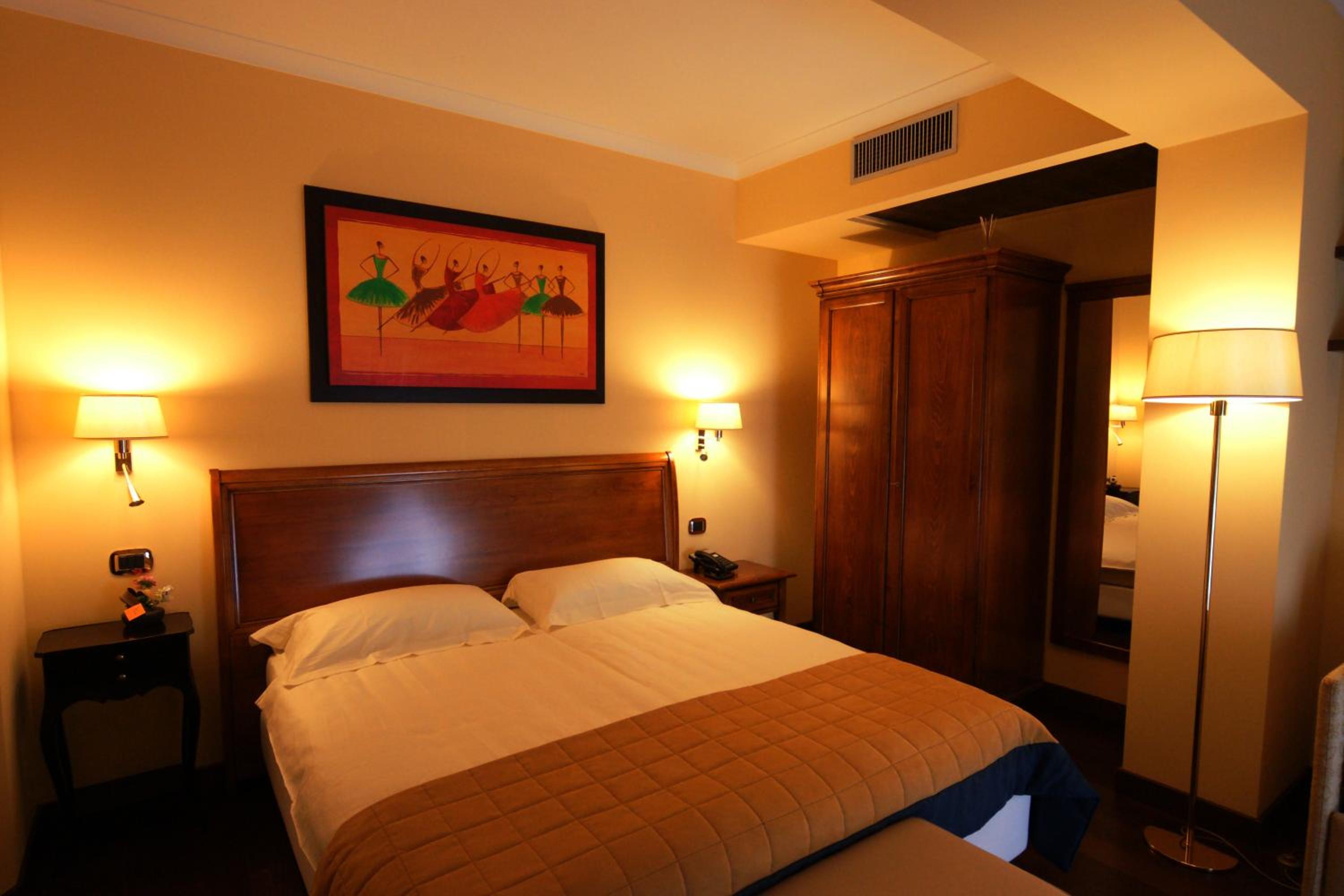 bram hotel