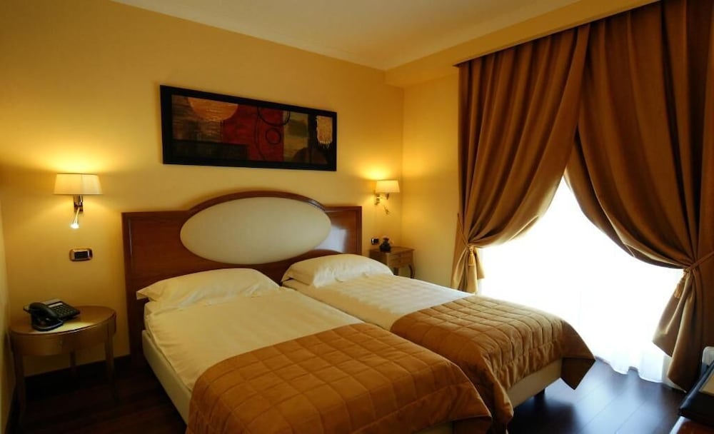 bram hotel