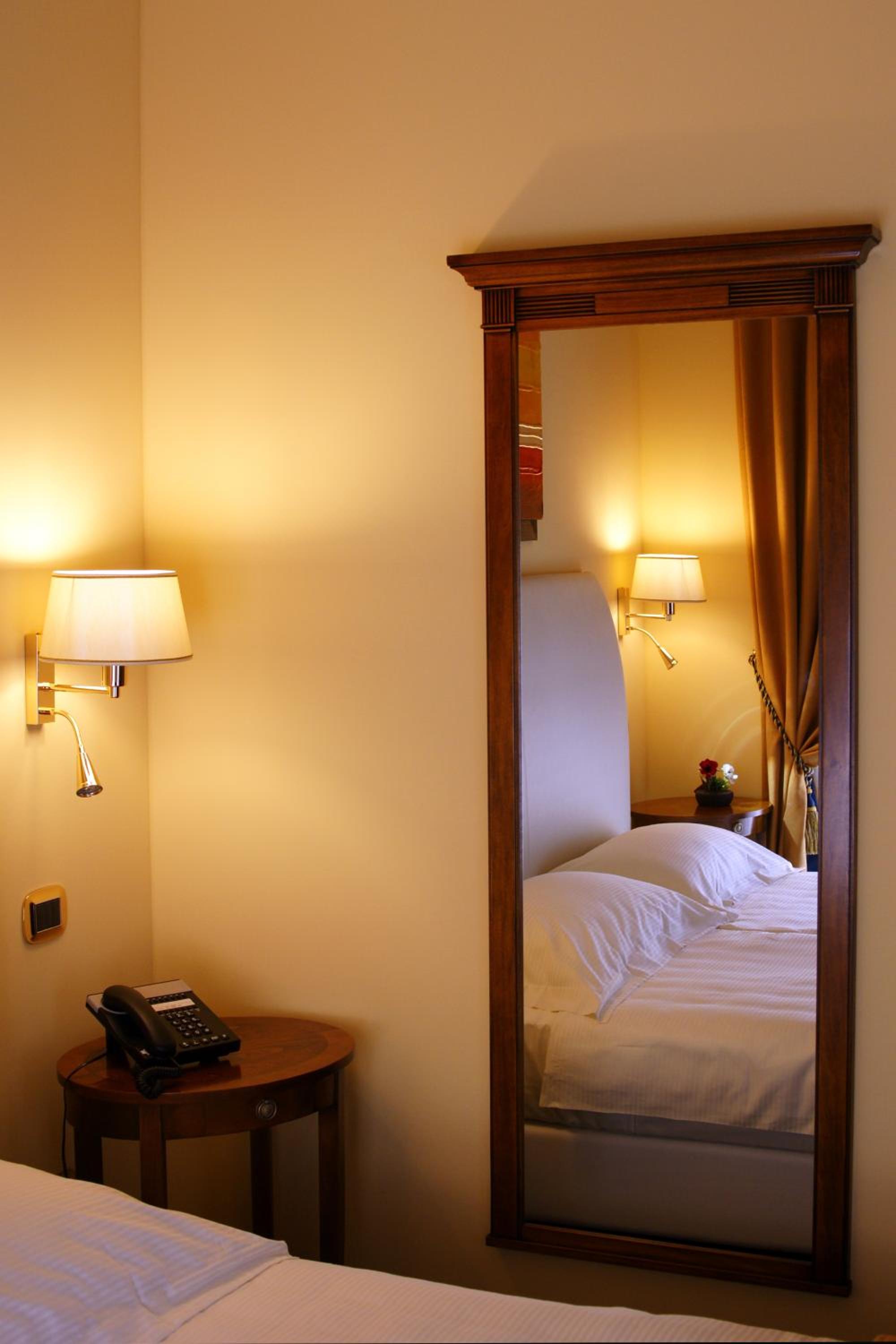 bram hotel