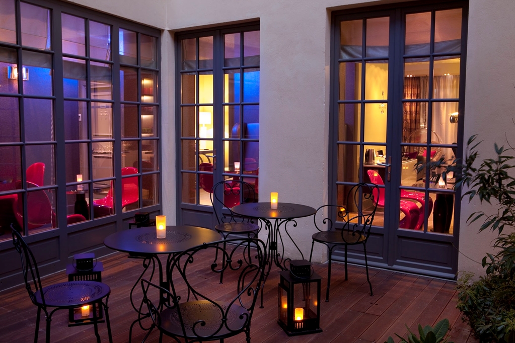 hotel le petit paris