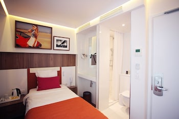 hotel eiffel turenne