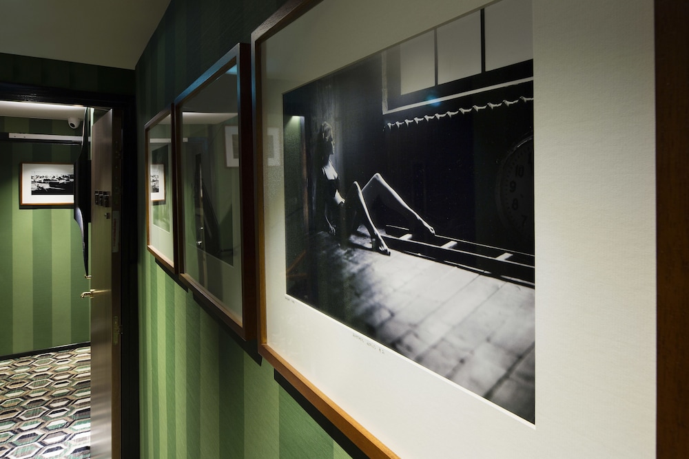 hotel eiffel turenne