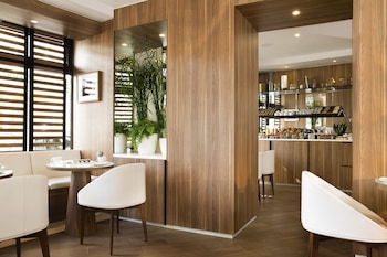 hotel eiffel turenne