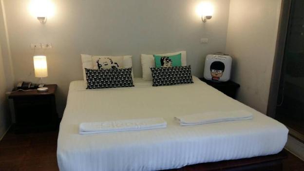 sleep hotel