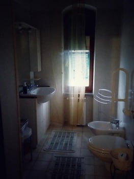 ai canarbin colline di lerici