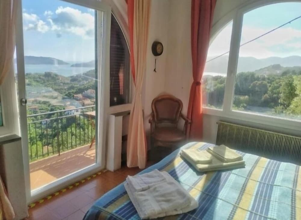 ai canarbin colline di lerici