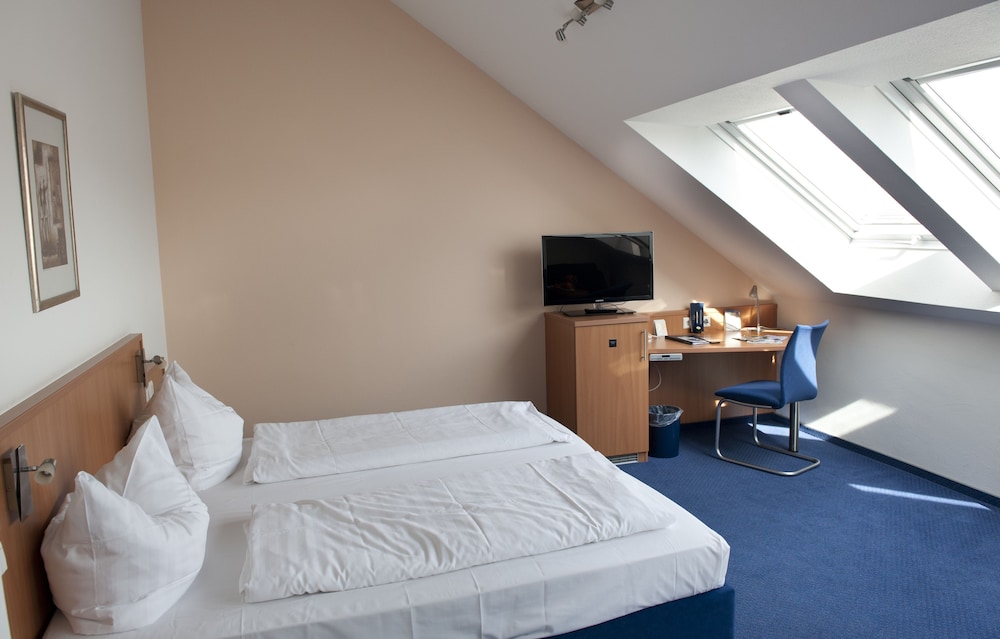 hotel and restaurant goldener pflug