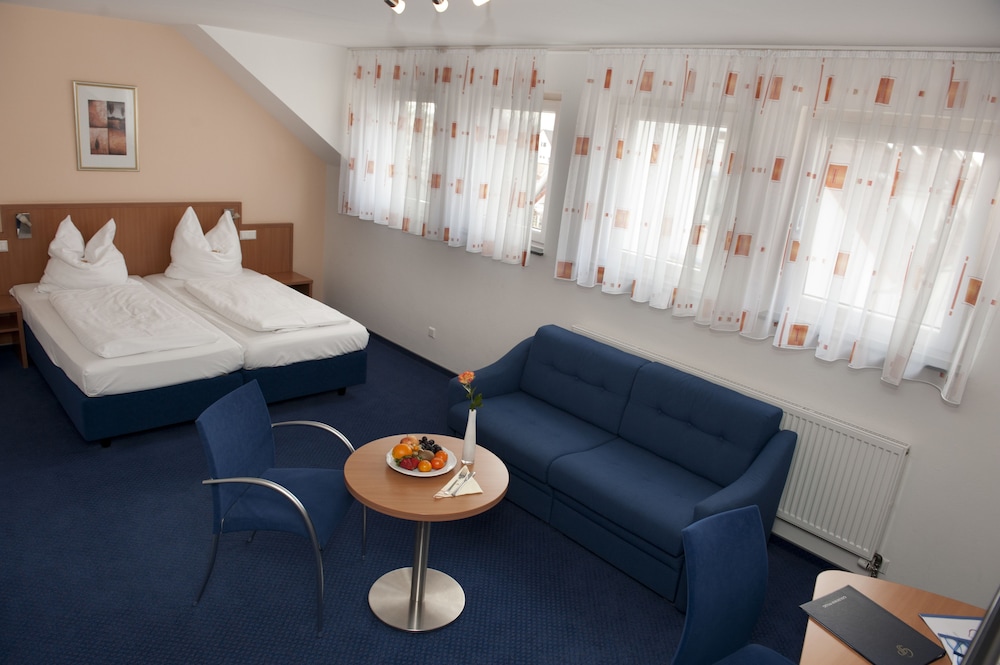 hotel and restaurant goldener pflug