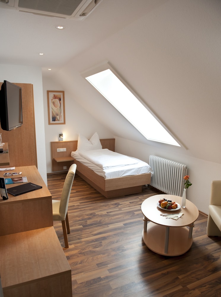 hotel and restaurant goldener pflug