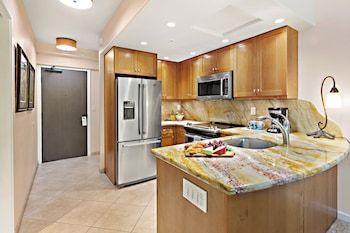 the whaler resort kaanapali beach