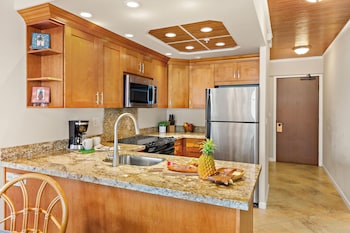 the whaler resort kaanapali beach