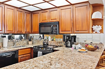 the whaler resort kaanapali beach