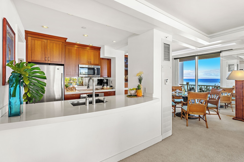 the whaler resort kaanapali beach