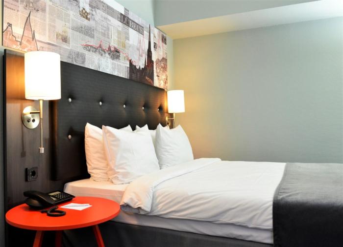 holiday inn luebeck