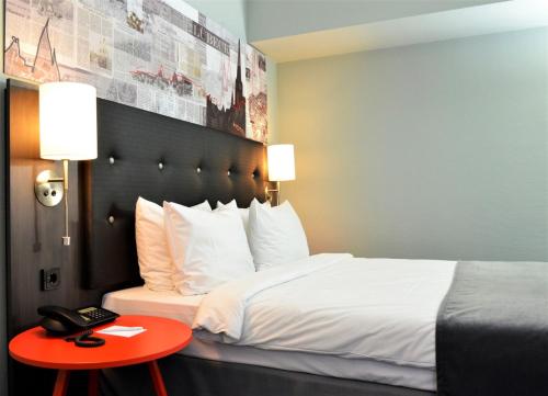 holiday inn luebeck