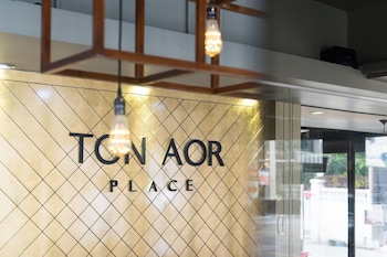 ton aor place hotel ratchada
