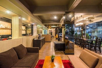 ton aor place hotel ratchada