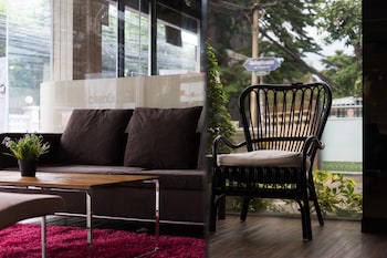 ton aor place hotel ratchada