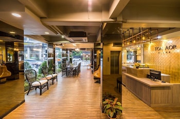 ton aor place hotel ratchada