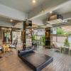 ton aor place hotel ratchada