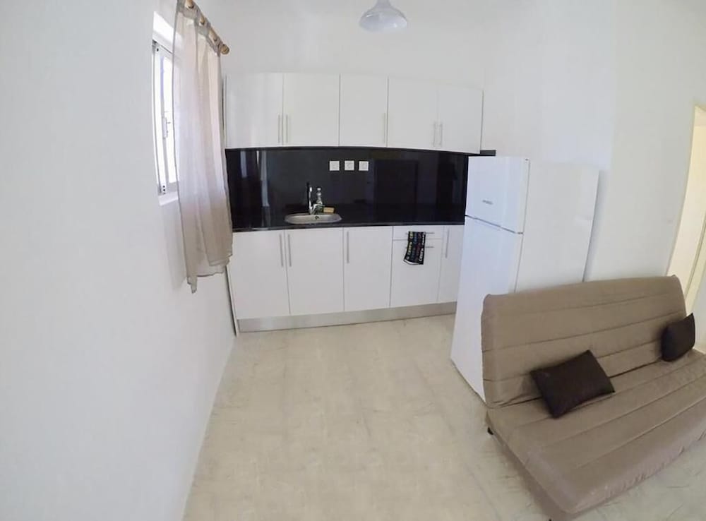 jessicas studios and apartments
