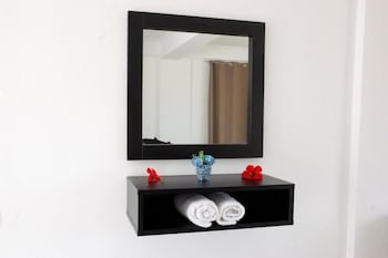 jessicas studios and apartments