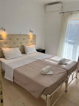 jessicas studios and apartments