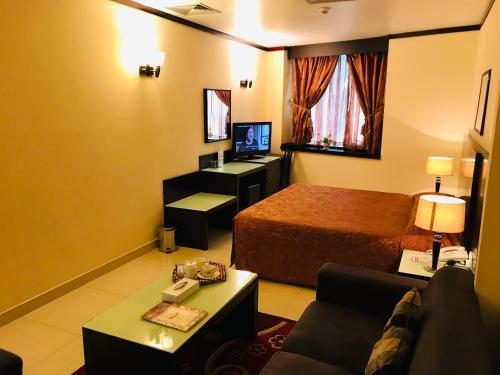 panorama deira hotel