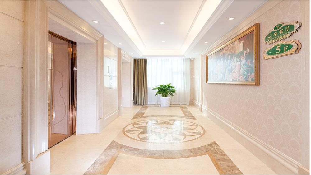 vienna hotel jiangxi jian railway station