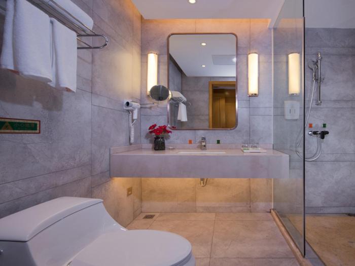 vienna international hotel wuyi hushan
