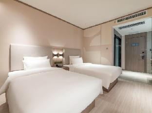 hanting hotel heze railway station