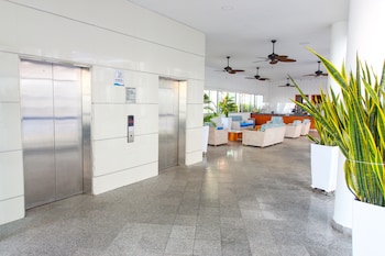 apartamentos ocean view palmetto by bb