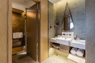 atour hotel ningbo xiangshan peoples square
