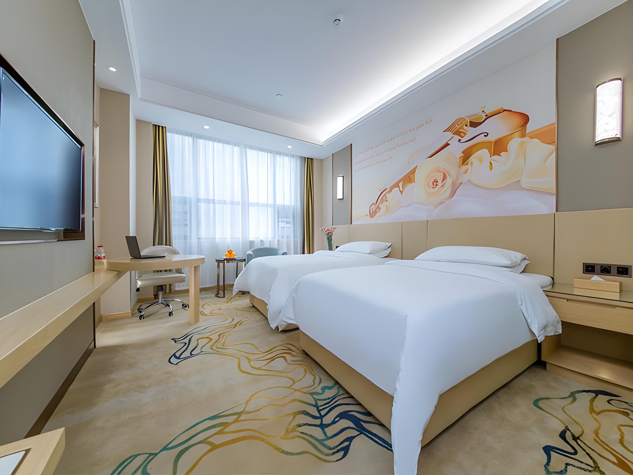 vienna international hotel huanggang normal college ruitian plaza