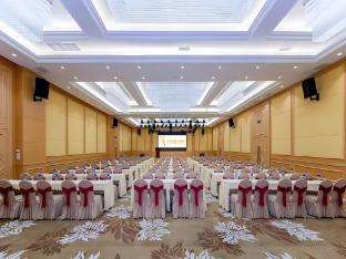 vienna international hotel huanggang dongmen road
