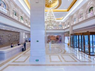 vienna international hotel huanggang dongmen road