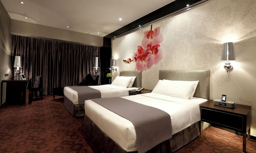 grand emperor hotel