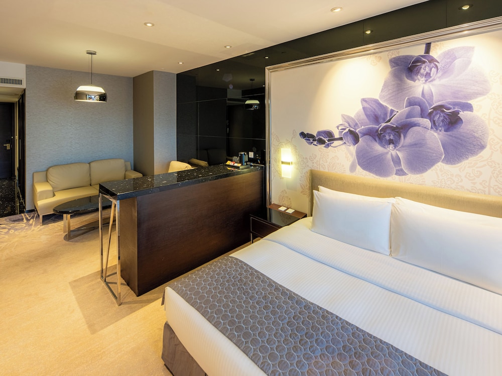 grand emperor hotel