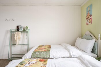 yilan hibnb guesthouse