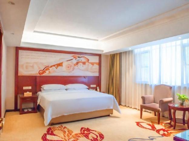 vienna hotel guangxi hechi fengshan