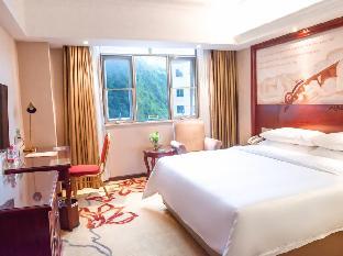 vienna hotel guangxi hechi fengshan