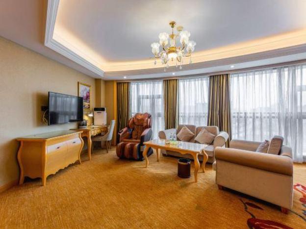 vienna international hotel enshi cultural center airport