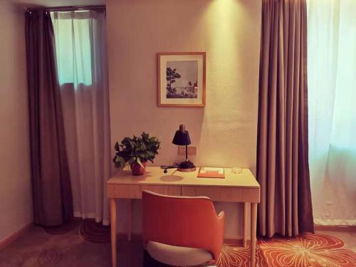 vienna anyi jinding hotel