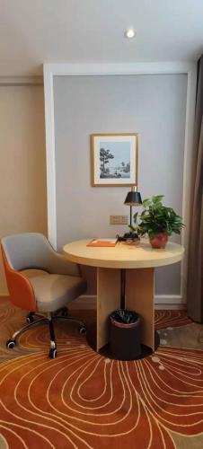 vienna anyi jinding hotel